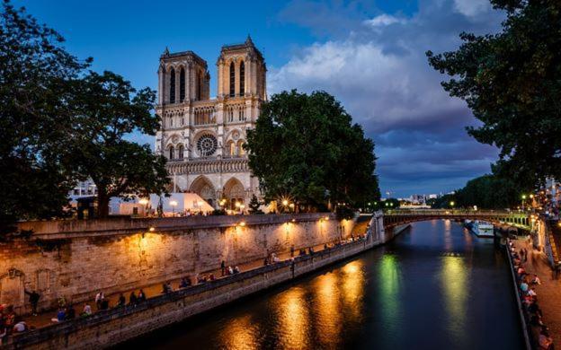 Modern Design Loft Apartment, Steps To Notre Dame Paris Exterior foto